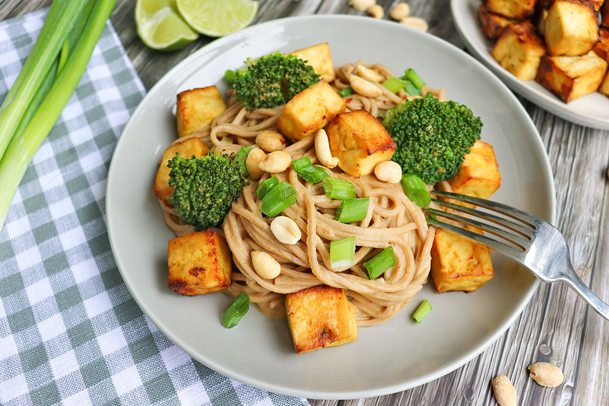 Peanutty Soba Noodles with BBQ Tofu and Broccoli